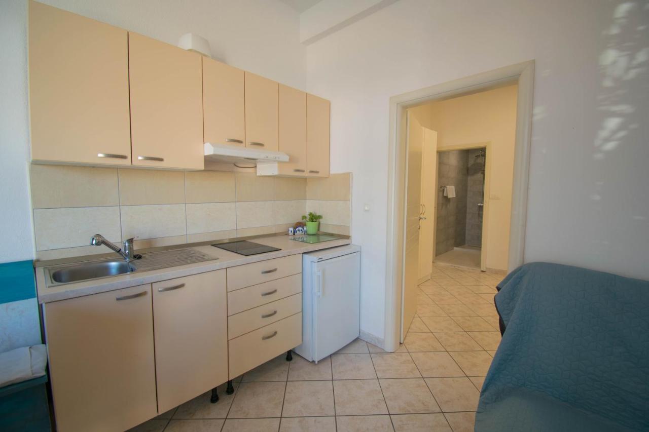 Family Apartment Manuela - Baska Voda Exterior photo