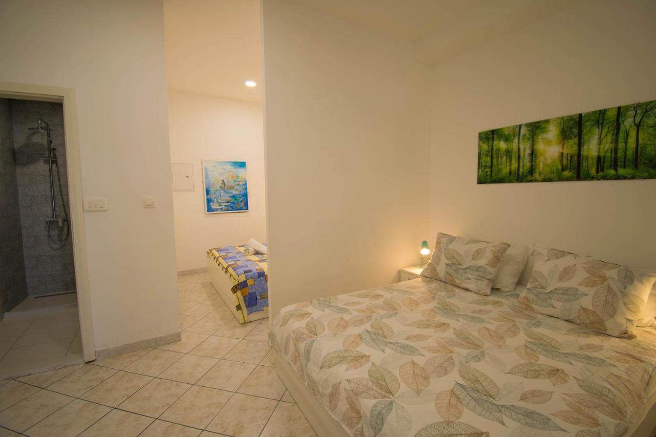 Family Apartment Manuela - Baska Voda Exterior photo